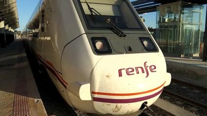 Los servicios de tren que conectan Extremadura con Ciudad Real serán cubiertos con autobuses por obras en Puertollano
