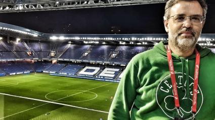 José Manuel García Mata, estadista del CD Badajoz, en Riazor.