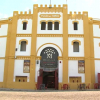 Exterior de la plaza de toros de Mérida