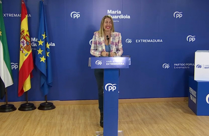 María Guardiola en la sede regional del PP esta mañana